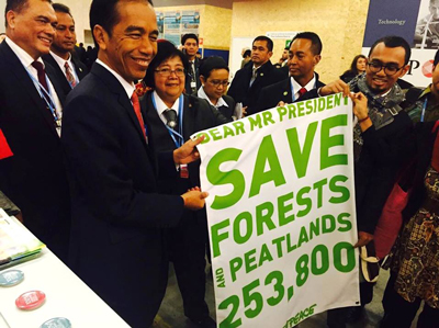Image Joko Widodo receives petition